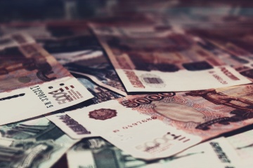 7,3 млн рублей с бывшего начальника отдела продаж